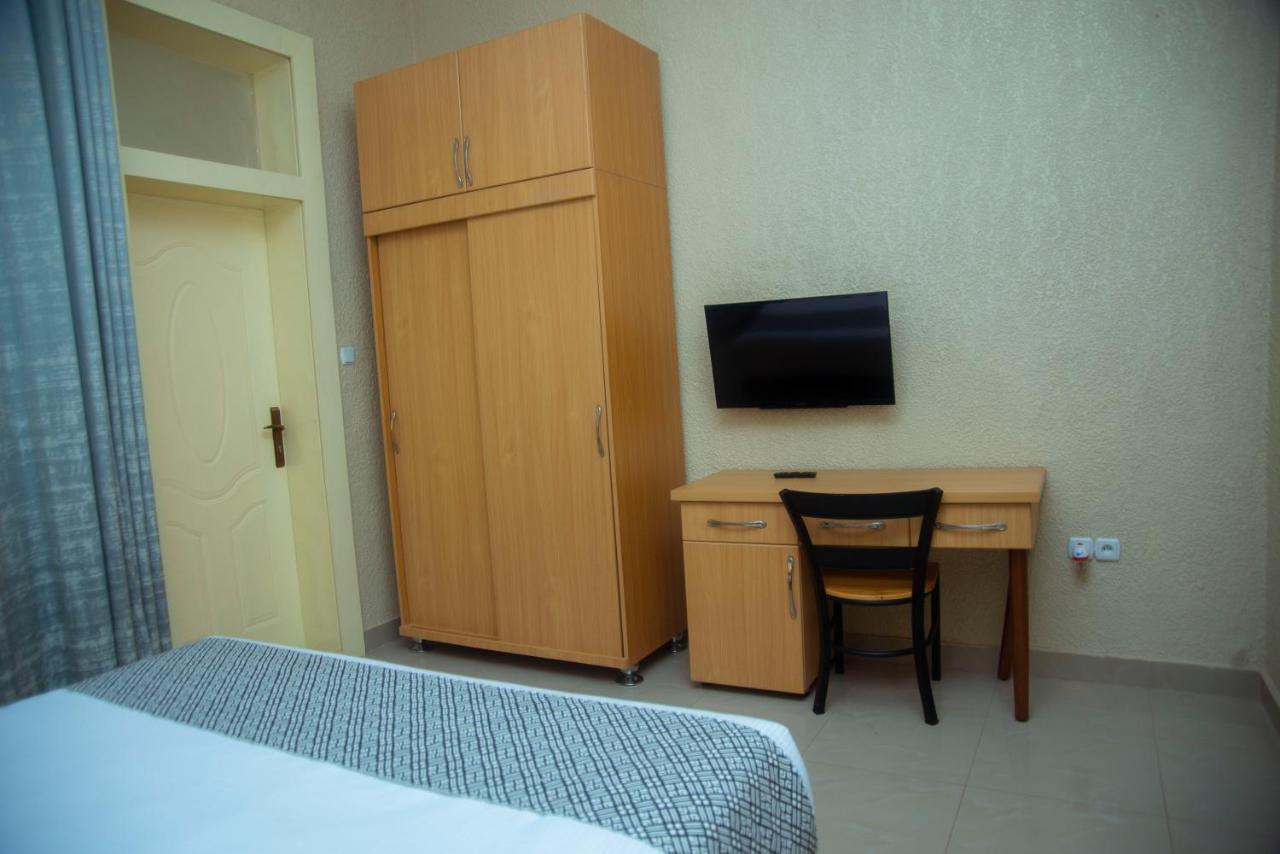 Quality Inn Hotel 키갈리 외부 사진