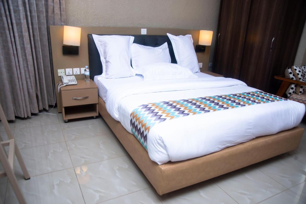 Quality Inn Hotel 키갈리 외부 사진